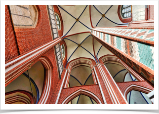 The vaulted ceiling is magnificent considering it is all brick and tile.